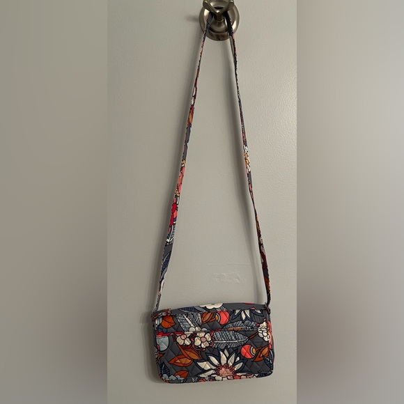 VERA BRADLEY Floral Crossbody Purse - Picture 4 of 10